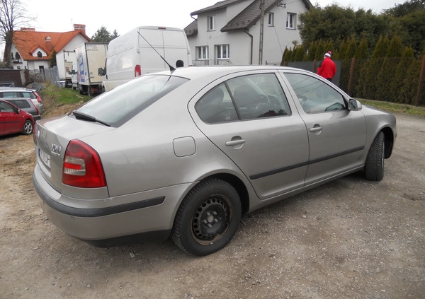 Skoda Octavia cena 12500 przebieg: 309000, rok produkcji 2008 z Ustka małe 22